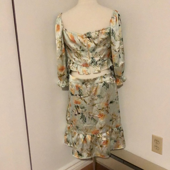 Two Piece Women’s Dress - Picture 5 of 10